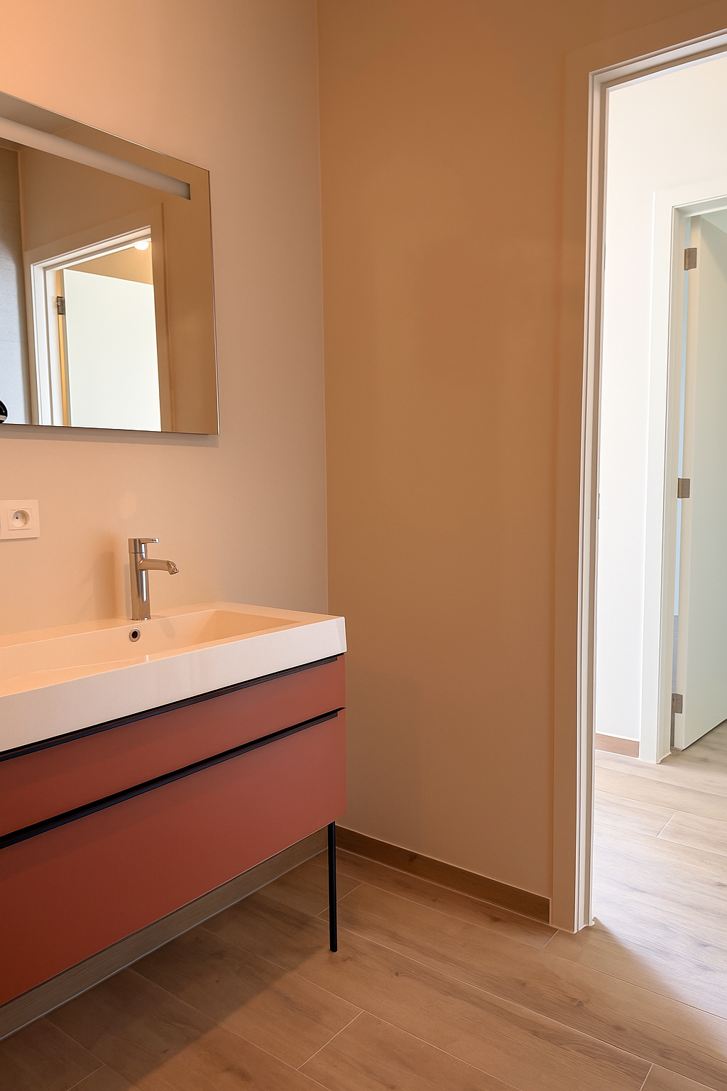 B51DF079-7F05-4C78-A1AE-1FCC9677AF85